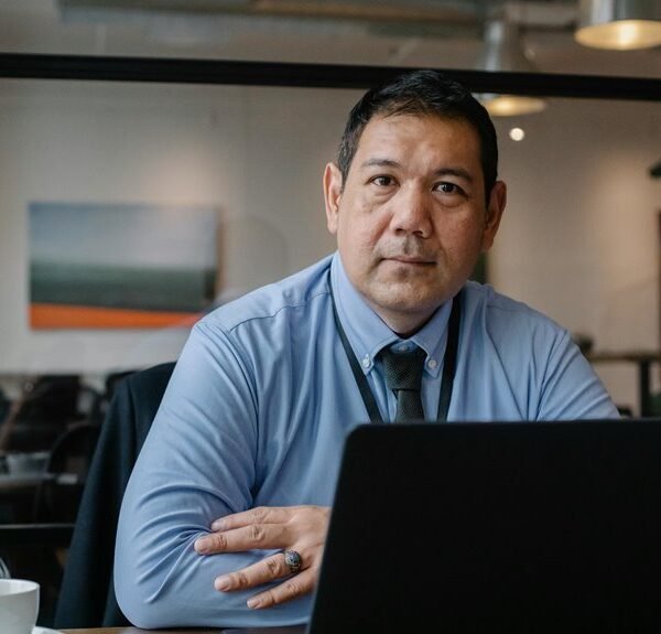 Reliable Online Platform 676043742 for Businesses